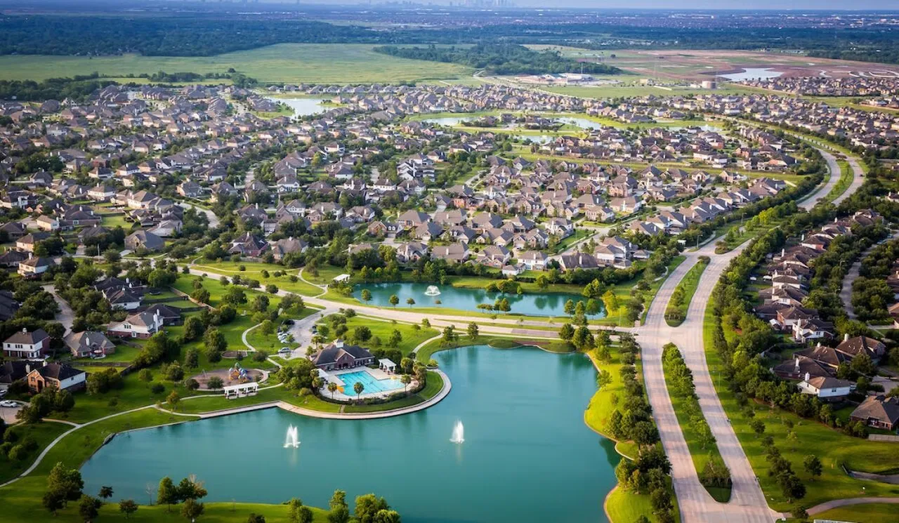 Construction and remodeling in Pearland, TX by Detail Construction & Remodeling